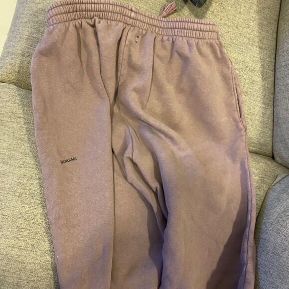 [the Pangaia] celeb fave Rubia Mauve sweatpants - Picture 7 of 10